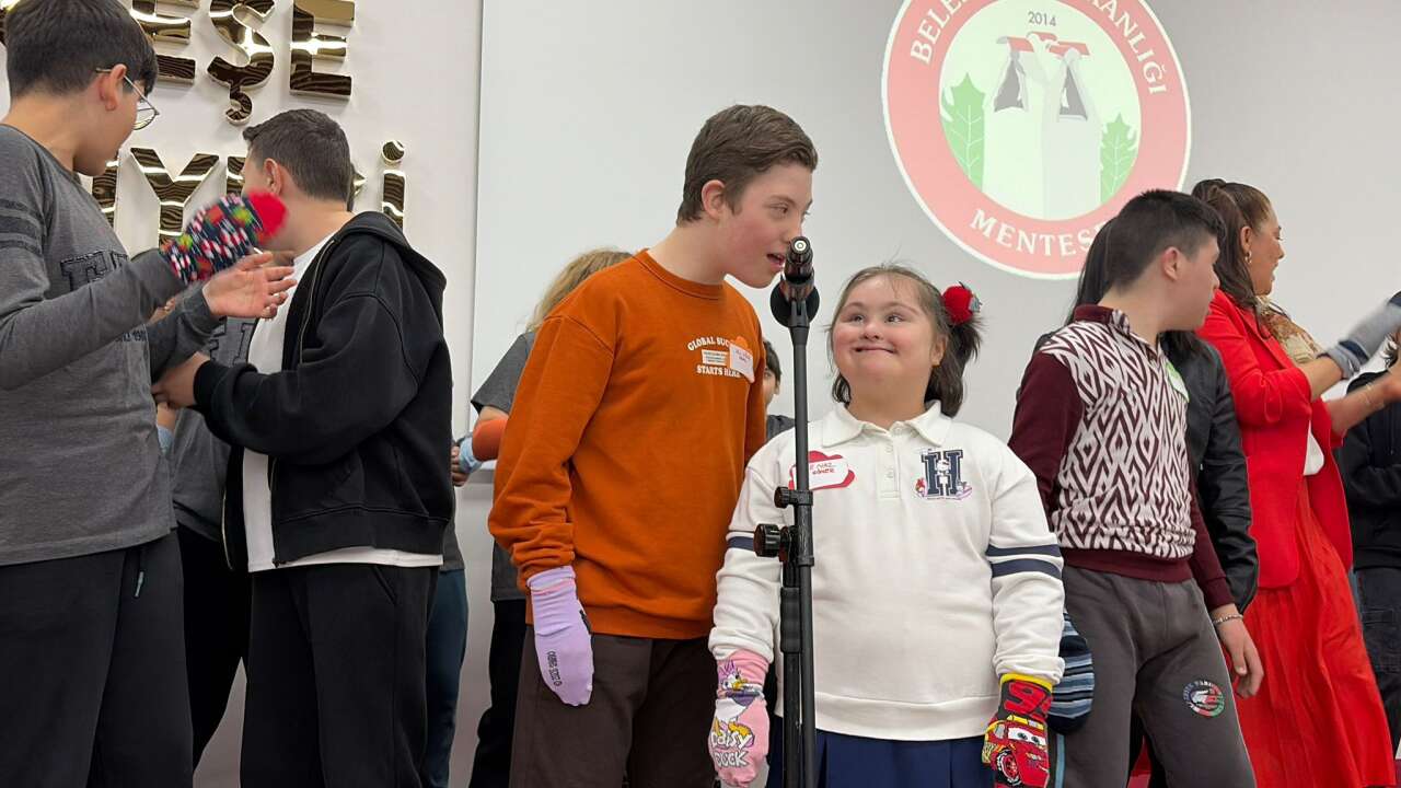 Menteşe’de Sevgi Engel Tanımadı 3